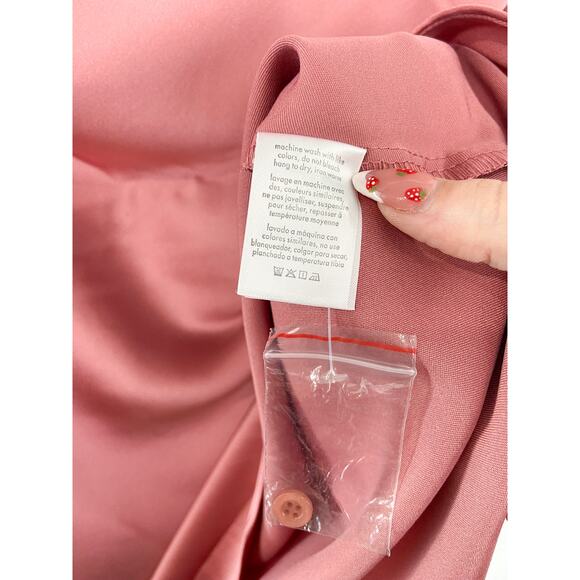 NEW WeWoreWhat Pink Satin Mini Dress size 2 Puff Sleeve Barbie Princess Slip - Picture 8 of 10